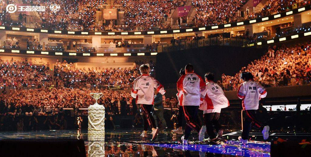 成都AG赢得KPL夏季赛冠軍(jūn)，王者電(diàn)竞發(fā)力线下探索