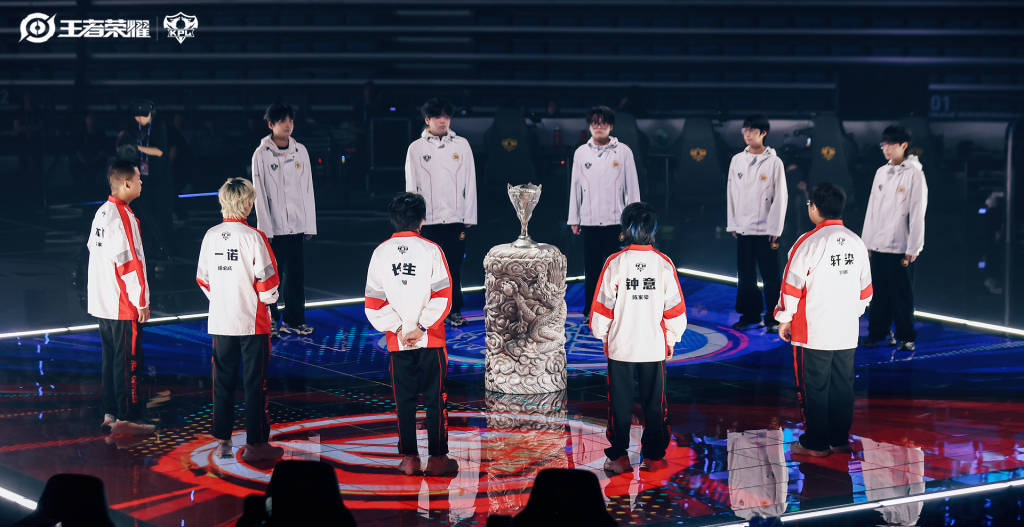 成都AG赢得KPL夏季赛冠軍(jūn)，王者電(diàn)竞發(fā)力线下探索