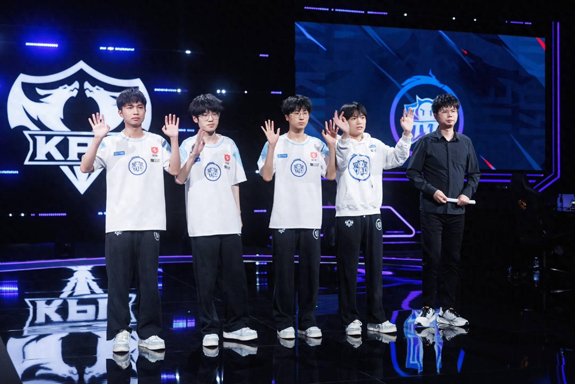 TTG3-1KSG，清(qīng)清(qīng)正反(fǎn)手教(jiào)学蘿(luó)卜，鹤辞力壓(yā)流(liú)浪，小雪稳定C