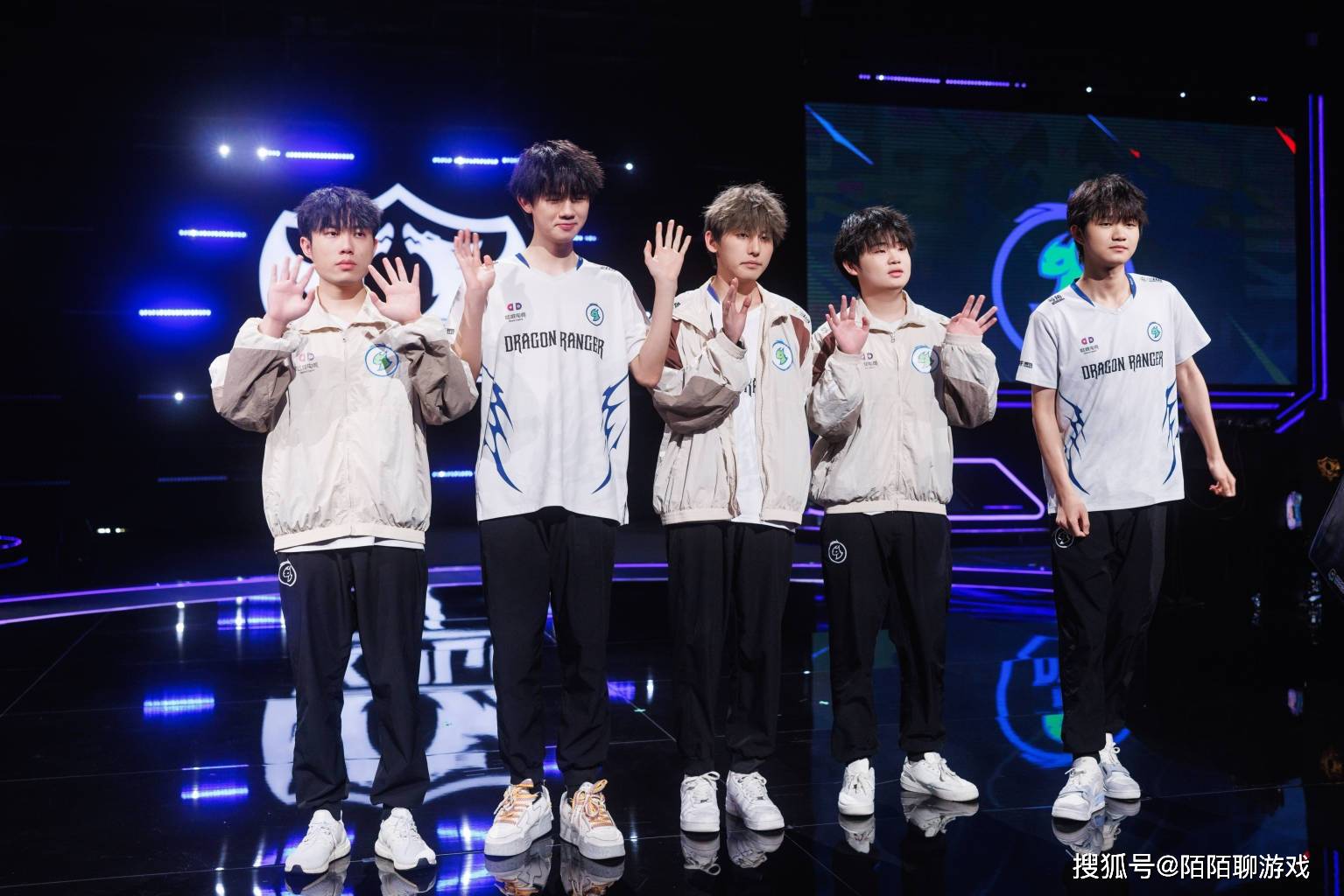 2025年KPL年縂(zǒng)战队分析(xī)：AG剑指7连冠，久哲轮换值得期待，JDG没戏！