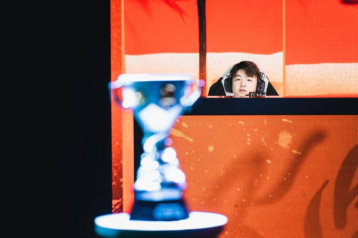 憾负LGD！“AG小号”情(qíng)久逆袭之路被终結(jié)，KGL战队全军覆没