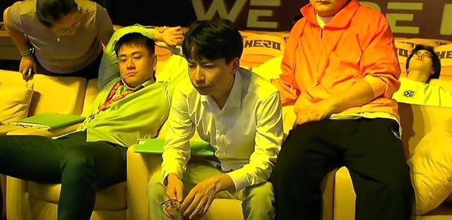 情久让三(sān)追四XYG，二打五极限守家(jiā)，流星三(sān)连MVP难救世(shì)，大仙感(gǎn)慨