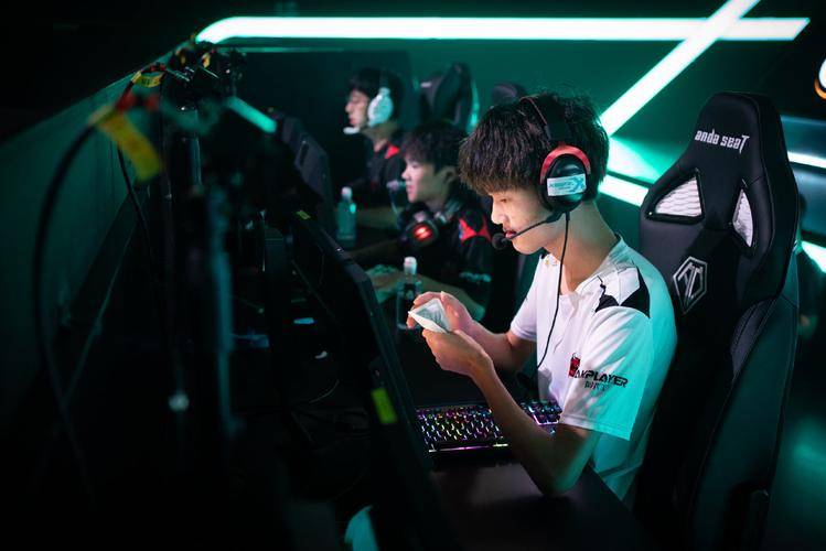 今日电竞竞猜实单 +【CCT S3 Europe Series 6｜Sprout vs ECSTATIC｜比分预测：1-2｜图池适配与重夺效率占优，ECSTATIC小胜】