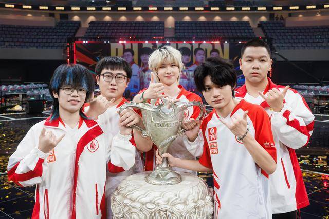 如果cat沒(méi)有换成大帅，AG還(hái)能建(jiàn)立王朝(cháo)吗？