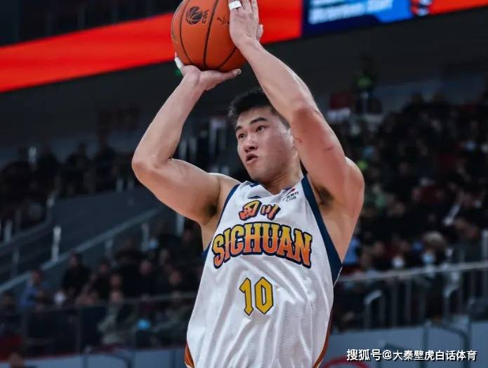 CBA疯狂一夜!昔日总冠军主场18分惨败,6连败球队诞生,排名如下