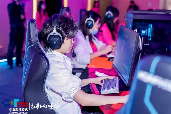 DODO守护！PL Girls冠军战队挑战无畏契约塔尖强者